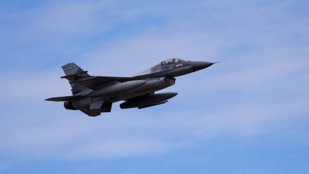 F-16 . Fot. PAP/EPA/Robert Ghement