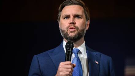 J.D. Vance Fot. PAP/EPA/FABRICE COFFRINI / POOL