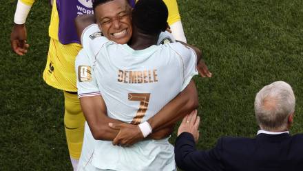 Zawodnicy reprezentacji Francji: Kylian Mbappe i Ousmane Dembele. Fot. PAP/EPA/GREG M. COOPER