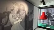Wystawa „Moda in luce 1955-1975 – Roma fra glamour e innovazione industriale”. Fot. PAP/Sylwia Wysocka