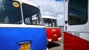 II Zlot Zabytkowych Autobusów w Rzeszowie. Fot. PAP/Darek Delmanowicz