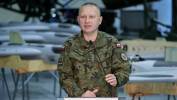 Kierownik Zakładu Informatycznego Wsparcia Logistyki ITWL płk dr hab. inż. Mariusz Zieja podczas prezentacji linii produkcyjnej bezzałogowych powietrznych systemów uzbrojenia w zakładzie spółki Hornet - Polskie Drony w Sochaczewie. Fot. PAP/Paweł Supernak