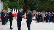 Prezydent RP Karol Nawrocki (C-front) podczas uroczystości wręczenia nominacji profesorskich w Pałacu Prezydenckim w Warszawie. Fot. (ad) PAP/Paweł Supernak
